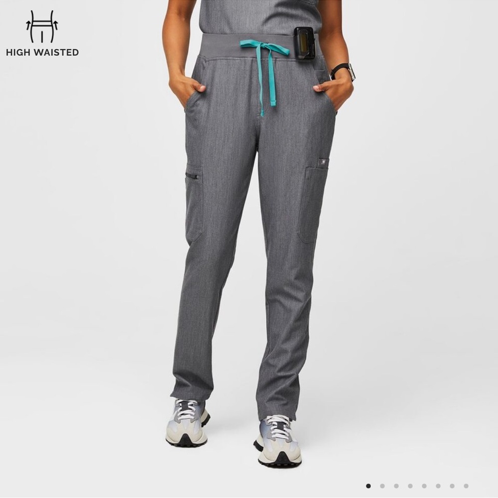 High Waisted Yola Skinny Scrub Pants